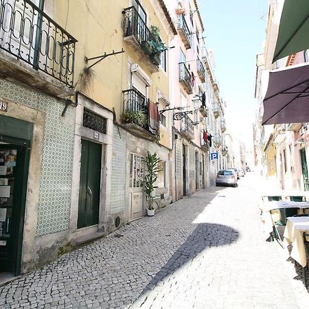 Bairro Alto In A Polaroid - Party In Lisbon Apartment Bagian luar foto
