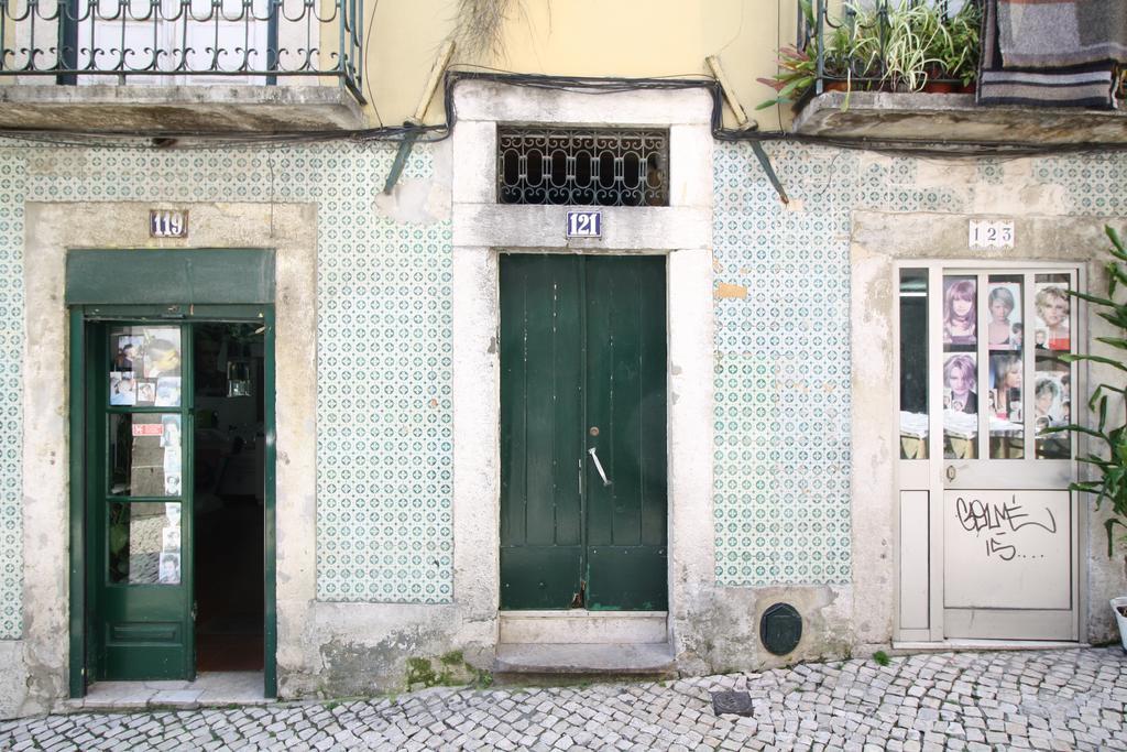 Bairro Alto In A Polaroid - Party In Lisbon Apartment Bagian luar foto